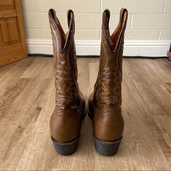 Cowboy Boots - Picture 5 of 8